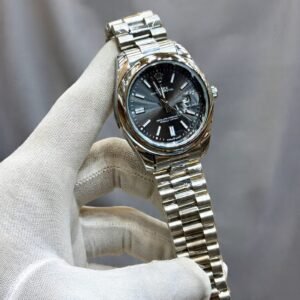 Rolex Brand Oyster Perpetual Watch With Stainless Steel Chain - Quality Timepiece Featuring Date Function And Radium Details For Enhanced Visibility